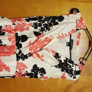 Jessica Howard knee length semi floral dress